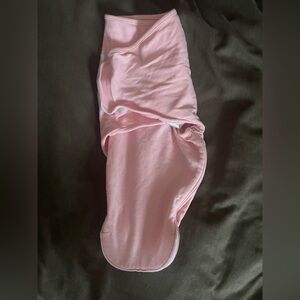 aden + anais Swaddle. 0-3m